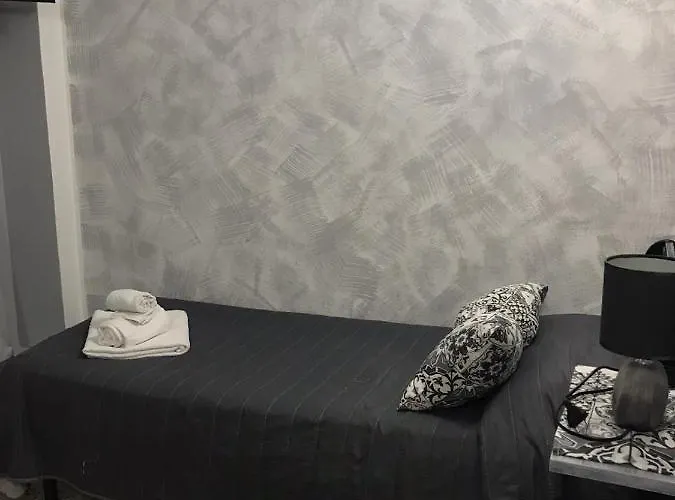 Affittacamere Le Isole Πανσιόν